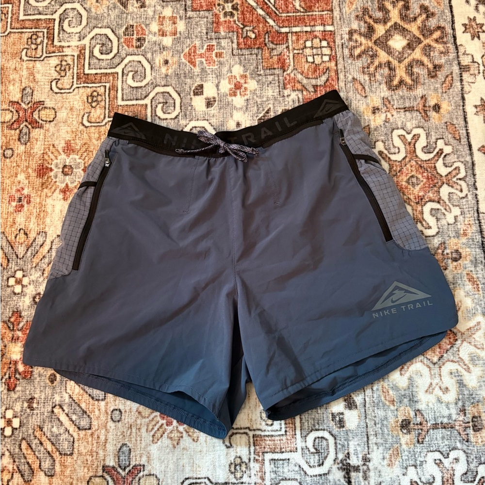 MENS NIKE TRAIL RUNNING SHORTS
